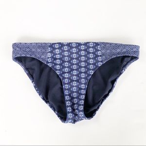 Athleta medium swim bottoms